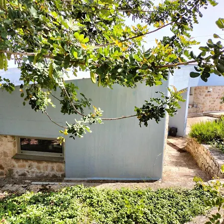 Le Finestre Sul Mare Bed & Breakfast