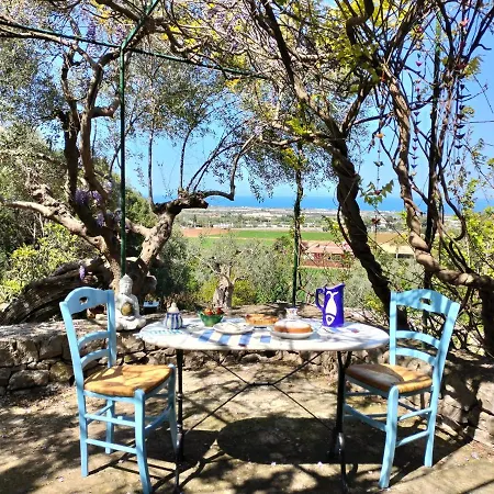 Bed & Breakfast Le Finestre Sul Mare *